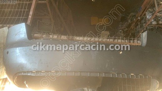 Audi A4 Arka Tampon çıkma parça