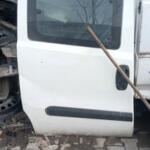 Fiat Doblo Sağ Sürgülü Kapı çıkma parça - Bulut Otomotiv Orjinal Çıkma ve Yedek Parça İzmir