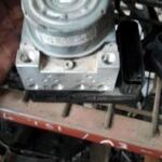 Volkswagen Passat ABS Beyni çıkma parça - Bulut Otomotiv Orjinal Çıkma ve Yedek Parça İzmir