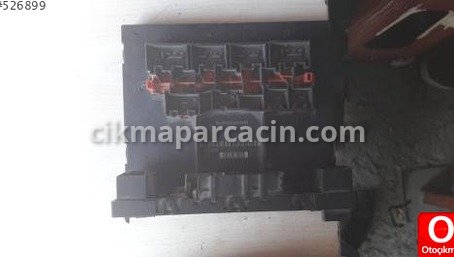 Volkswagen Passat Motor Beyni çıkma parça