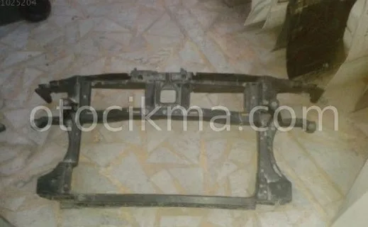 Volkswagen Passat Ön Panel çıkma parça - Bulut Otomotiv Orjinal Çıkma ve Yedek Parça İzmir