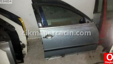 Volkswagen Passat Sağ Ön Kapı çıkma parça