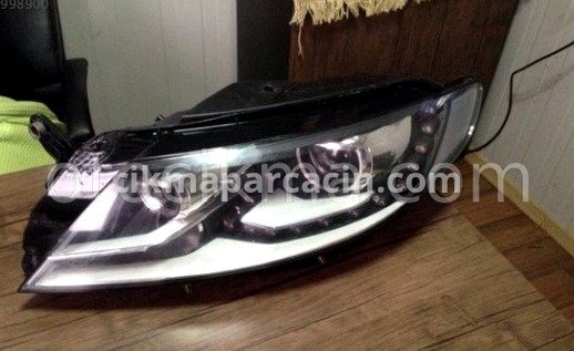 Volkswagen Passat Sağ Ön Far çıkma parça