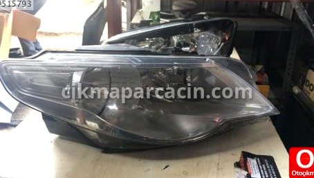 Volkswagen Passat Sağ Ön Far çıkma parça
