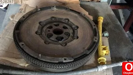 Volkswagen Passat Volant çıkma parça - Bulut Otomotiv Orjinal Çıkma ve Yedek Parça İzmir
