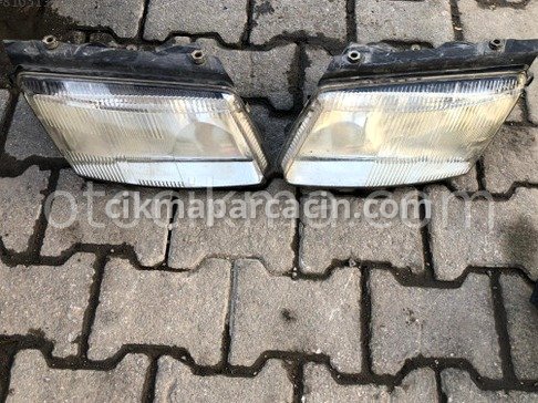 Volkswagen Passat Sol Ön Far çıkma parça