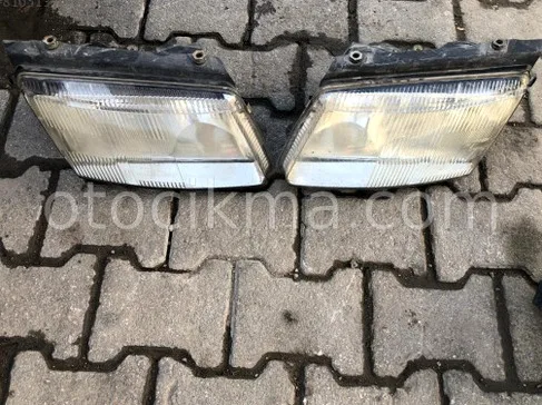Volkswagen Passat Sol Ön Far çıkma parça - Bulut Otomotiv Orjinal Çıkma ve Yedek Parça İzmir