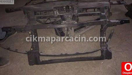 Volkswagen Passat Ön Panel çıkma parça
