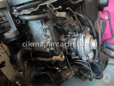 Volkswagen Passat Mazot Pompası çıkma parça
