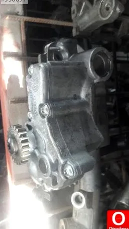 Volkswagen Passat Yağ Pompası çıkma parça - Bulut Otomotiv Orjinal Çıkma ve Yedek Parça İzmir