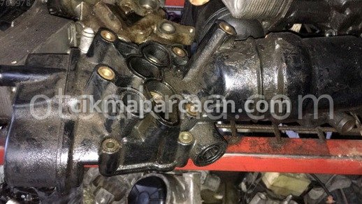 Volkswagen Passat Yağ Soğutucu çıkma parça
