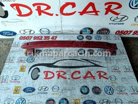 Peugeot 208 Arka Tampon Demiri çıkma parça