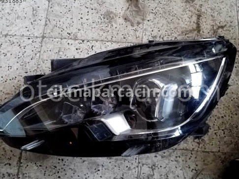 Peugeot 3008 Sol Ön Far çıkma parça