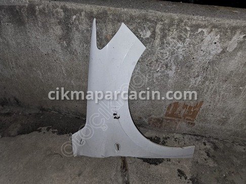 Peugeot 301 Sağ Ön Çamurluk çıkma parça