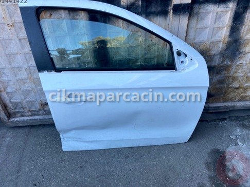 Peugeot 301 Sağ Ön Kapı çıkma parça