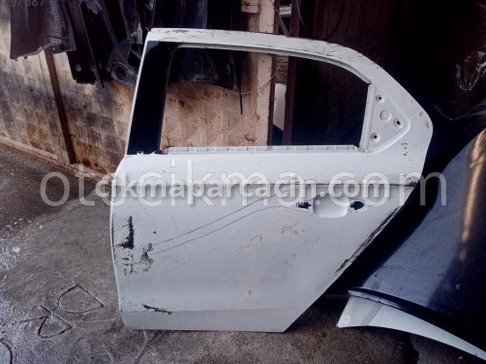 Peugeot 301 Sol Arka Kapı çıkma parça