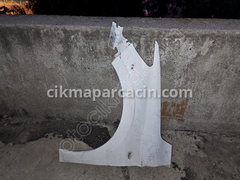 Peugeot 301 Sol Ön Çamurluk çıkma parça
