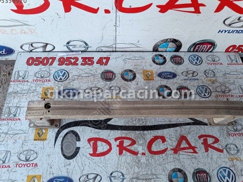 Peugeot 308 Ön Tampon Demiri çıkma parça