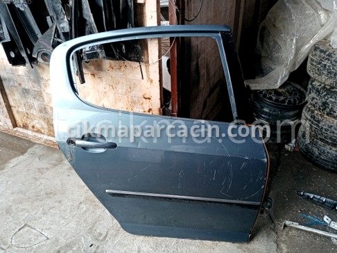 Peugeot 407 Sağ Arka Kapı çıkma parça