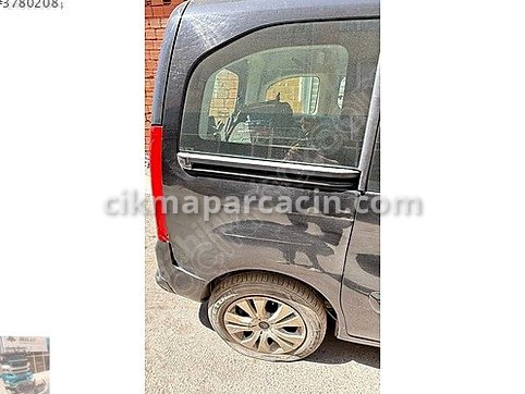 Peugeot Partner Sağ Arka Çamurluk çıkma parça