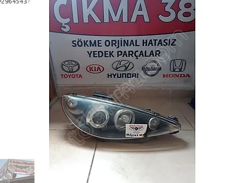 Peugeot 208 Sol Ön Far çıkma parça - Baltacı Otomotiv Çıkma38 Kayseri