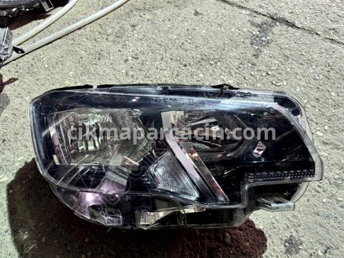 Peugeot Rifter Far çıkma parça