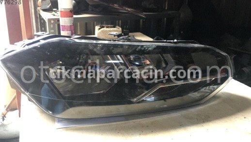 Volkswagen Polo Sağ Ön Far çıkma parça