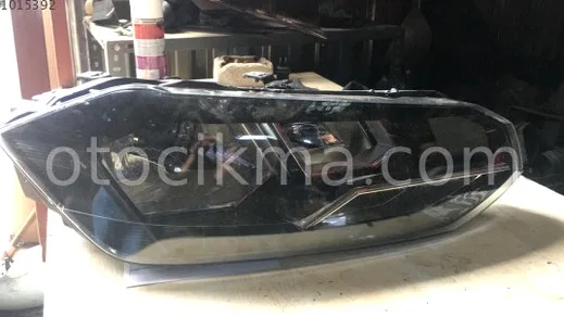 Volkswagen Polo Sağ Ön Far çıkma parça - Bulut Otomotiv Orjinal Çıkma ve Yedek Parça İzmir