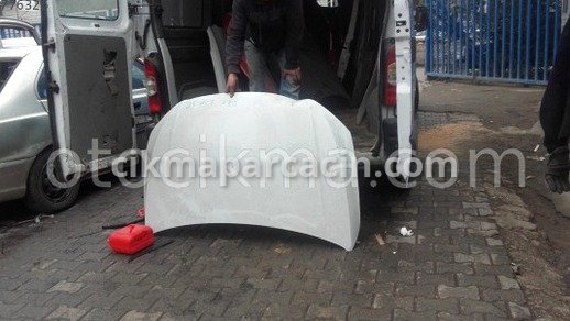Volkswagen Polo Kaput çıkma parça
