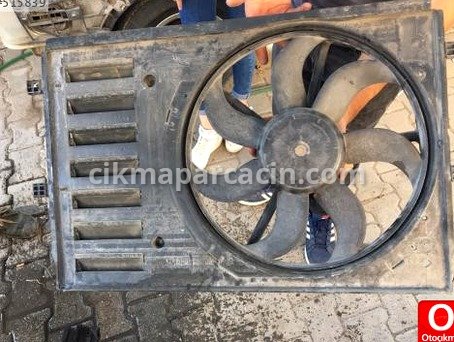 Volkswagen Polo Fan Motoru çıkma parça