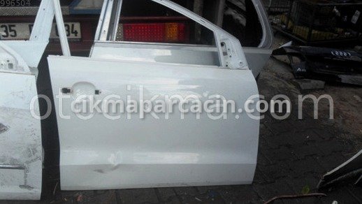 Volkswagen Polo Sağ Ön Kapı çıkma parça
