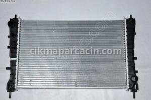 Radyatör Su 1.3-1.6 Jtd Linea OEM 51785217