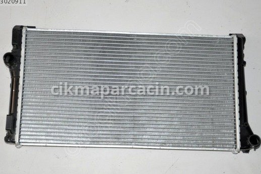 Fiat Punto Radyatör Kayışı çıkma parça