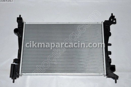 Fiat Punto Radyatör Traversi çıkma parça