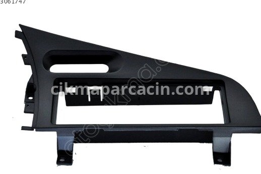 Fiat Siena Teyp Çerçevesi çıkma parça