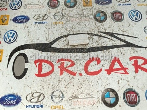 Renault Clio Çeki Demir Kapağı çıkma parça