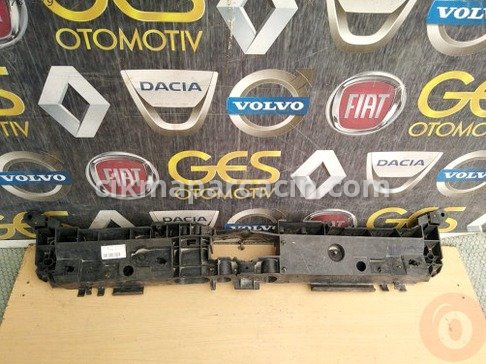 Renault Clio Ön Panel çıkma parça