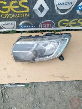 Renault Clio Sol Ön Far çıkma parça