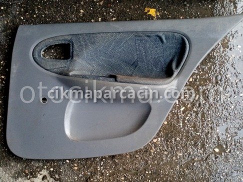 Renault Clio Sağ Arka Kapı çıkma parça