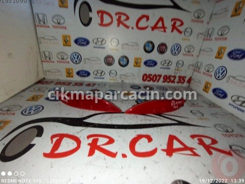 Renault Fluence Tampon Reflektörü çıkma parça