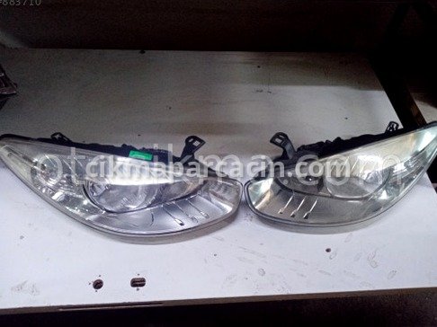 Renault Fluence Far çıkma parça