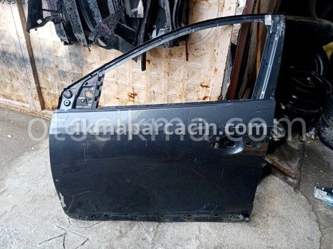 Renault Fluence Sol Ön Kapı çıkma parça