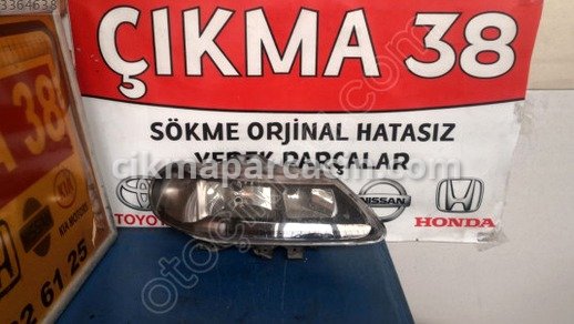 Renault Laguna Sağ Ön Far çıkma parça