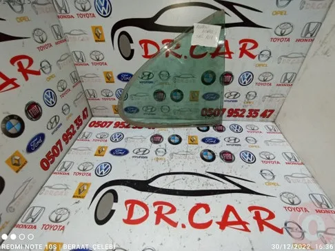 Renault Megane Cam çıkma parça