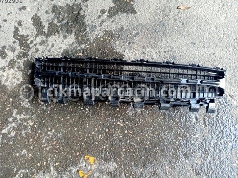 Renault Megane Ön Tampon çıkma parça