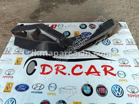 Renault Megane Tampon Braketi çıkma parça