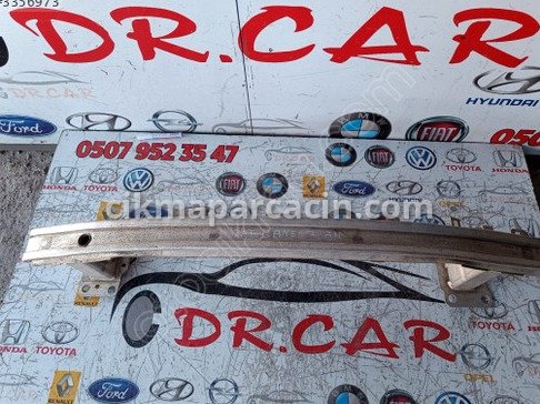 Renault Megane Ön Tampon Demiri çıkma parça