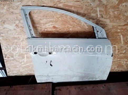 Renault Megane Sağ Ön Kapı çıkma parça