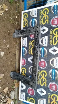 Renault Megane Turbo Radyatörü çıkma parça - Bulut Otomotiv Orjinal Çıkma ve Yedek Parça İzmir