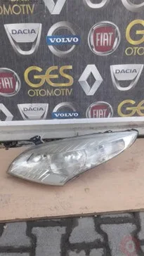 Renault Megane Sol Ön Far çıkma parça